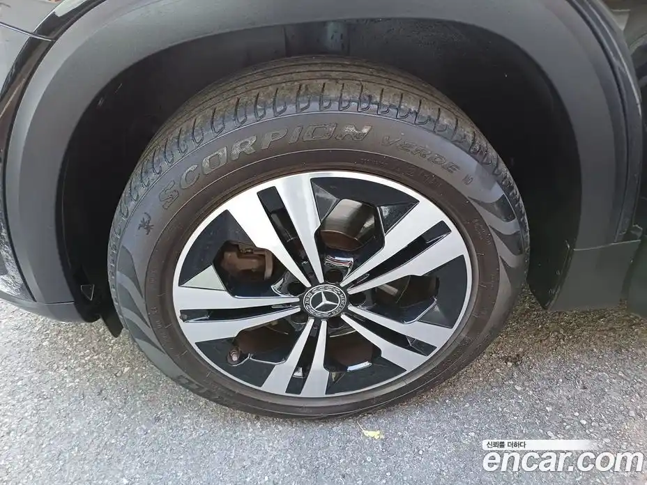 Mercedes-Benz GLB-Class 2021 2.0 Автомат в Москве № 150702, фото 18