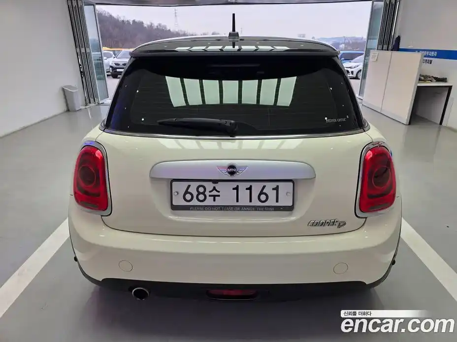 Mini Cooper 2015 1.5 Автомат в Москве № 154268, фото 4