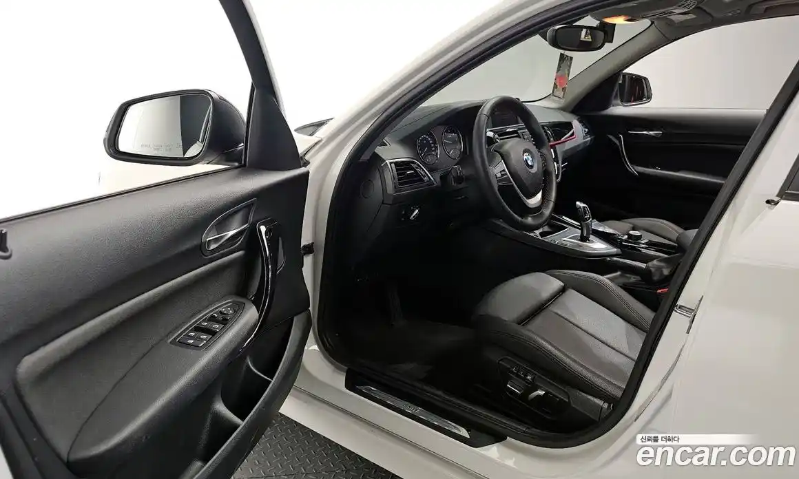 BMW 1-Series 2019 2.0 Автомат в Москве № 155141, фото 11