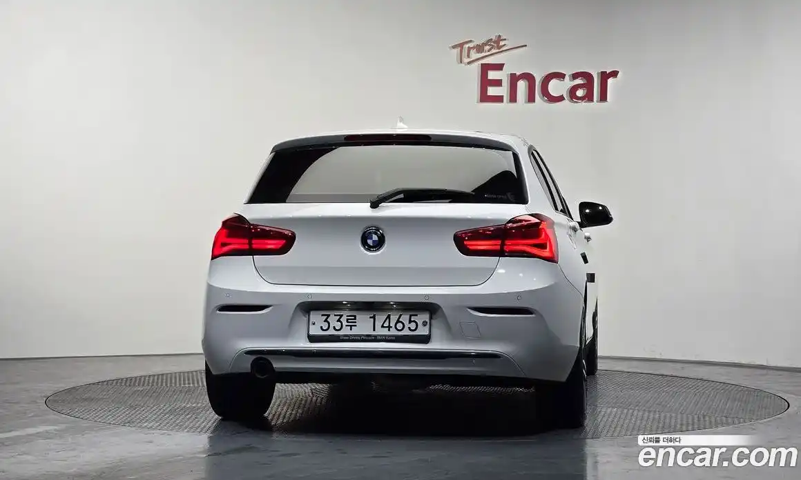 BMW 1-Series 2019 2.0 Автомат в Москве № 155141, фото 12