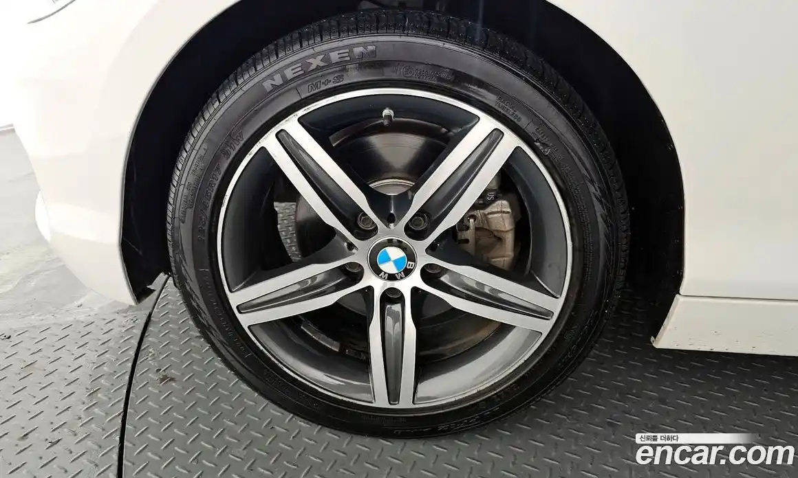 BMW 1-Series 2019 2.0 Автомат в Москве № 155141, фото 15