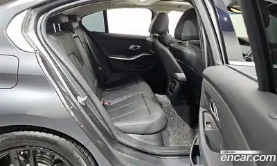 BMW 3-Series 2021 2.0 Автомат в Москве № 158861, миниатюра 9