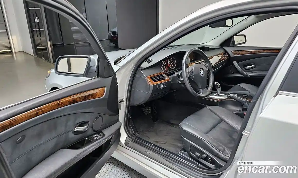 BMW 5-Series 2008 3.0 Автомат в Москве № 159549, фото 10