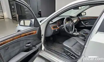 BMW 5-Series 2008 3.0 Автомат в Москве № 159549, миниатюра 10