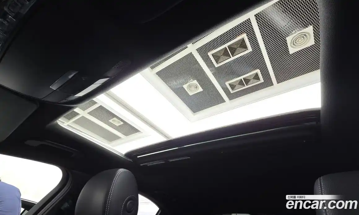 Mercedes-Benz C-Class 2018 2.0 Автомат в Москве № 159611, фото 1