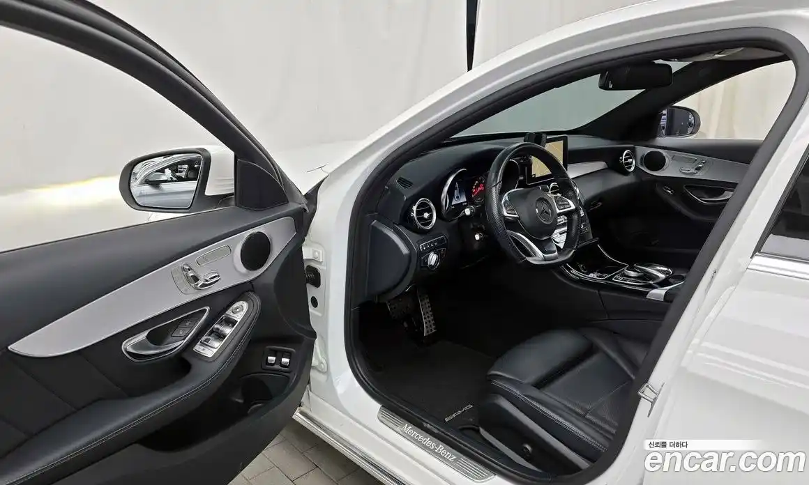 Mercedes-Benz C-Class 2018 2.0 Автомат в Москве № 159611, фото 14