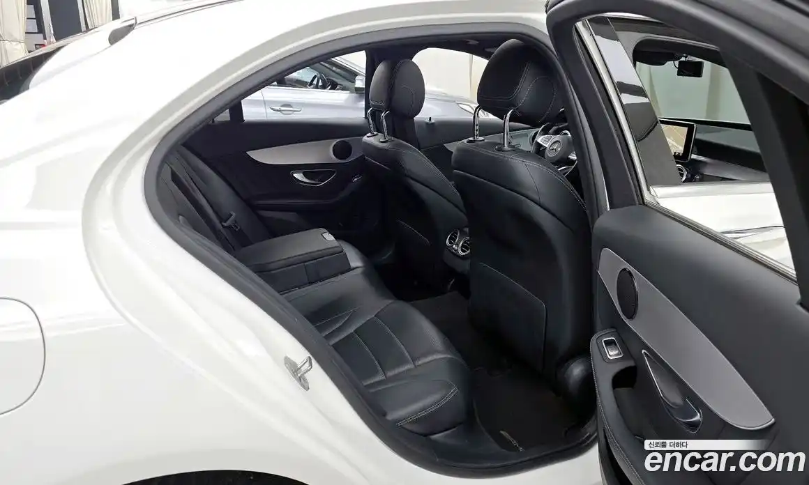 Mercedes-Benz C-Class 2018 2.0 Автомат в Москве № 159611, фото 20