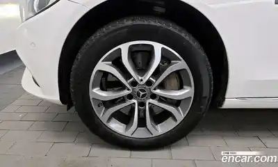 Mercedes-Benz C-Class 2018 2.0 Автомат в Москве № 159611, миниатюра 9