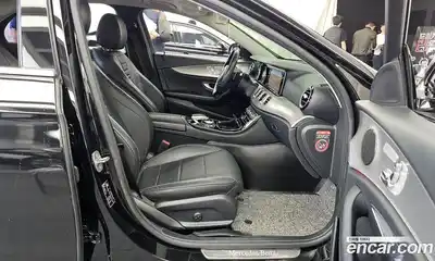 Mercedes-Benz E-Class 2017 2.0 Автомат в Москве № 161303, миниатюра 11