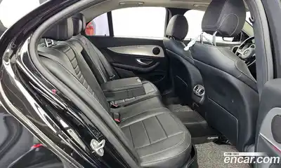 Mercedes-Benz E-Class 2017 2.0 Автомат в Москве № 161303, миниатюра 12