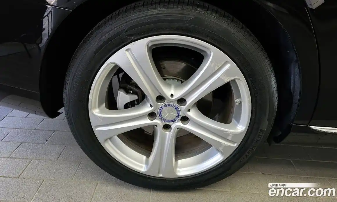 Mercedes-Benz E-Class 2017 2.0 Автомат в Москве № 161303, фото 20