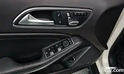 Mercedes-Benz GLA-Class, 2018