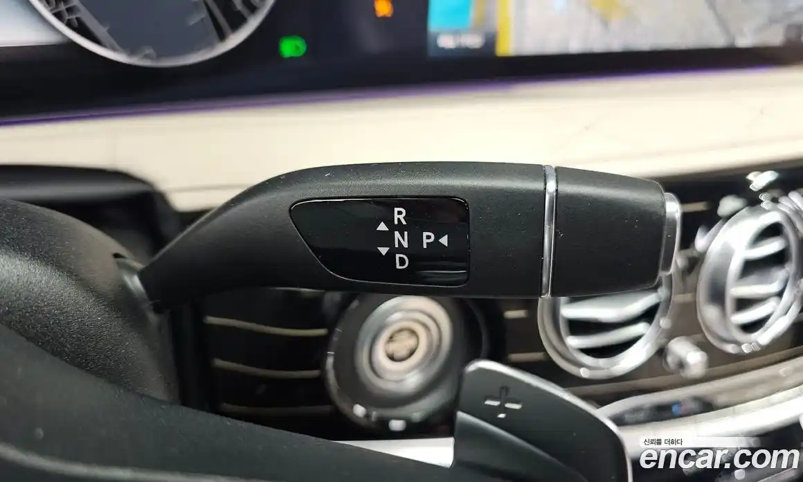 Mercedes-Benz S-Class 2018 4.0 Автомат в Москве № 161652, фото 9