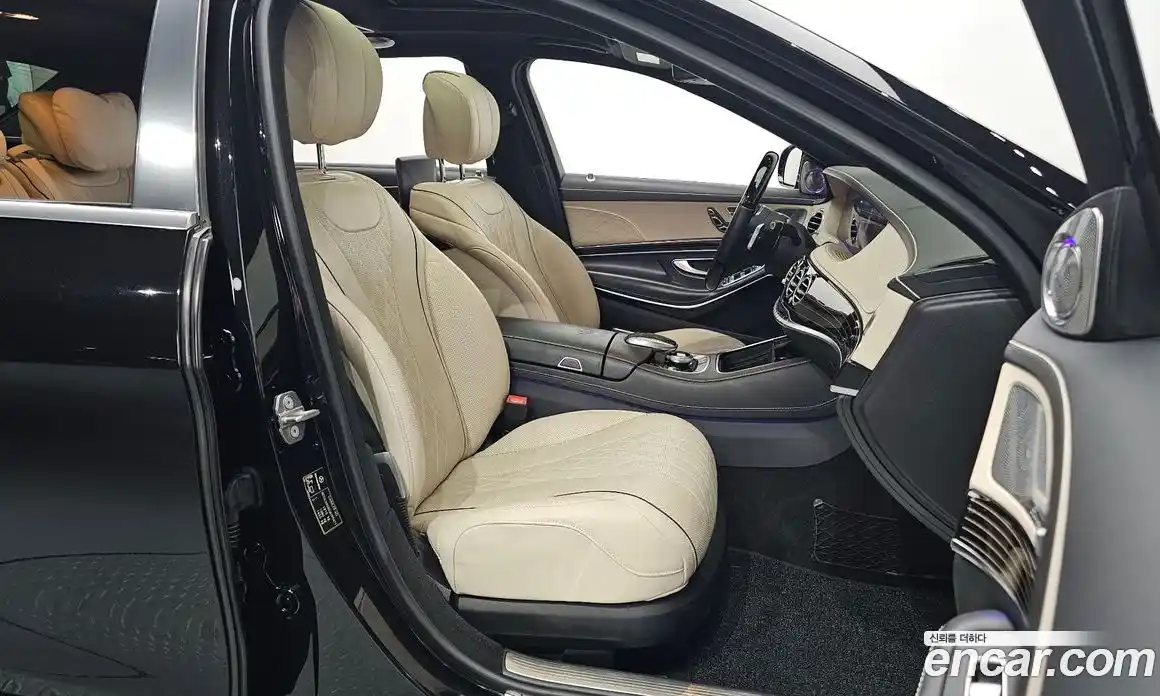 Mercedes-Benz S-Class 2018 4.0 Автомат в Москве № 161652, фото 10