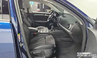 Audi A3 2015 2.0 Автомат в Москве № 162387, миниатюра 11