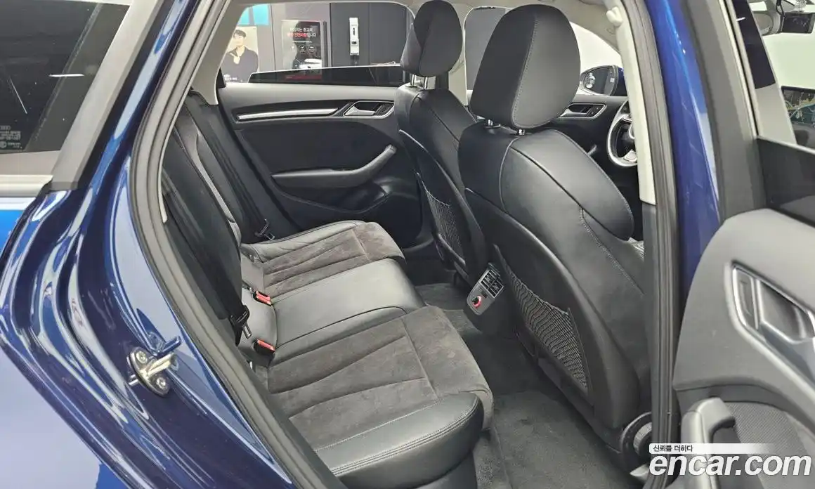 Audi A3 2015 2.0 Автомат в Москве № 162387, фото 12