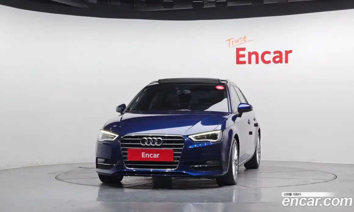 Audi A3 2015 2.0 Автомат в Москве № 162387, фото 3