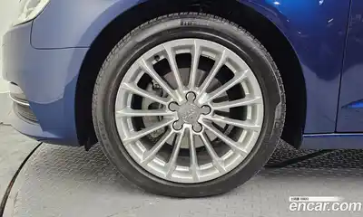 Audi A3 2015 2.0 Автомат в Москве № 162387, миниатюра 5