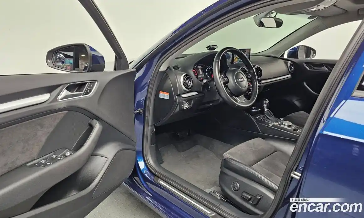 Audi A3 2015 2.0 Автомат в Москве № 162387, фото 10