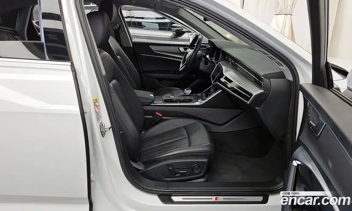 Audi A6 2020 2.0 Автомат в Москве № 162453, фото 16