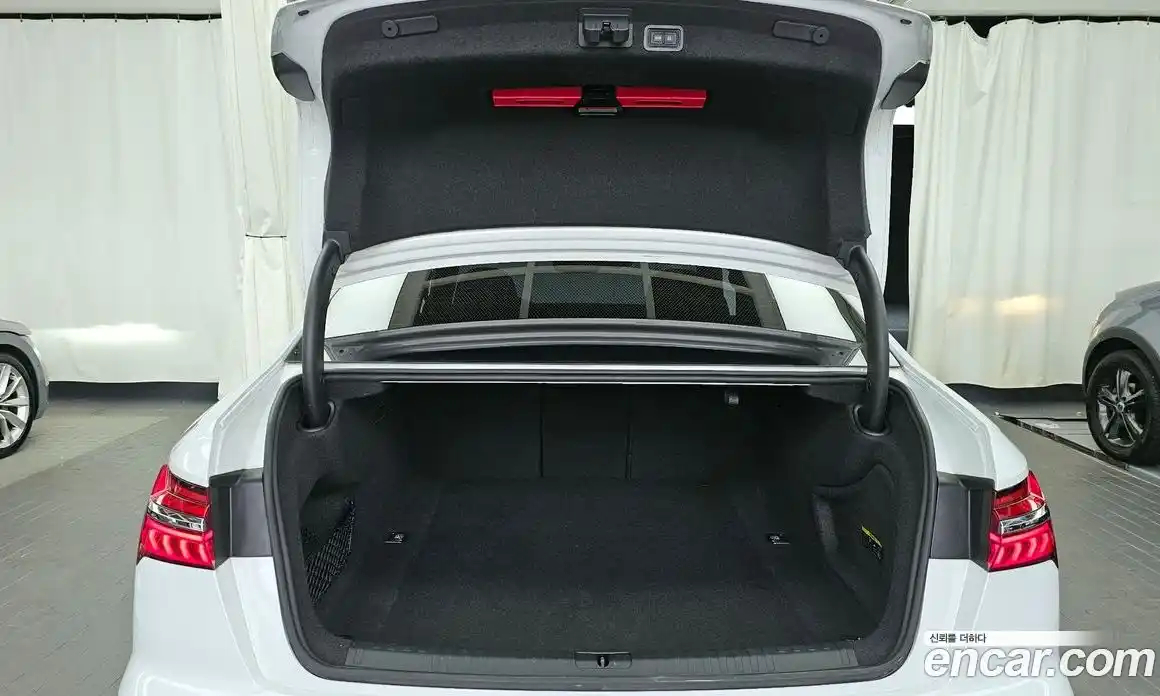 Audi A6 2023 2.0 Автомат в Москве № 162884, фото 19