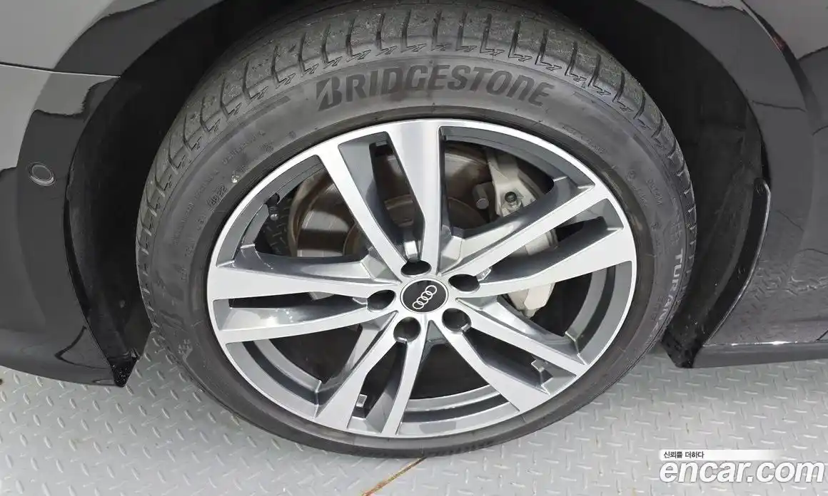 Audi A6 2023 2.0 Автомат в Москве № 162899, фото 5