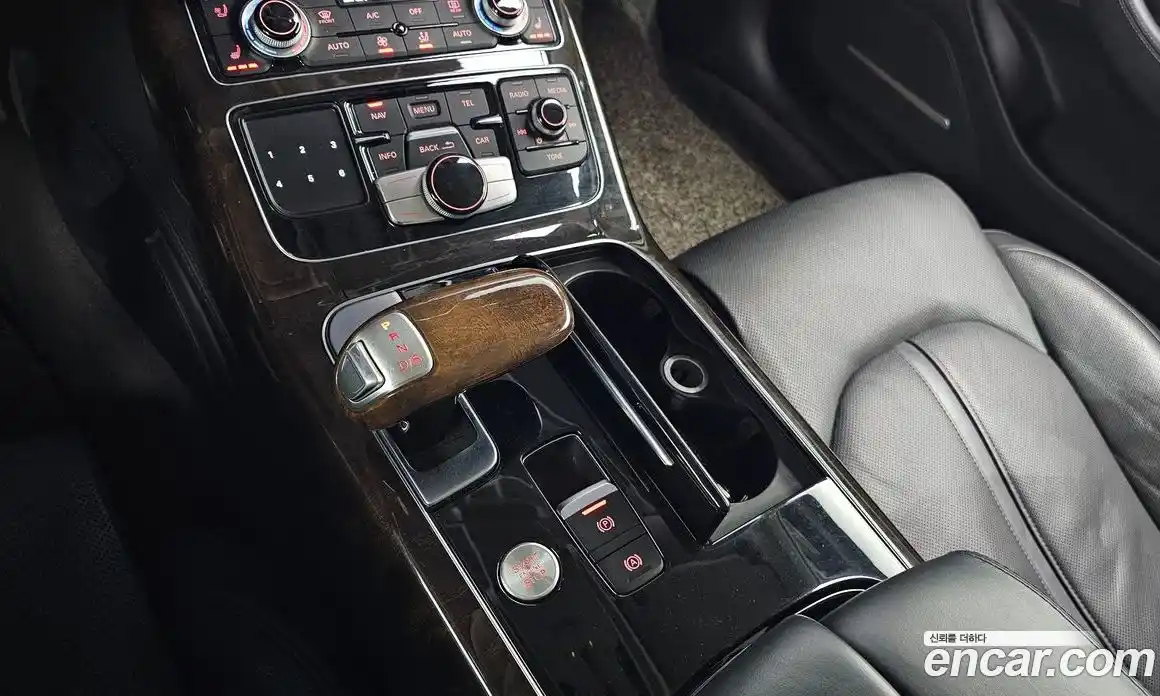 Audi A8 2015 4.0 Автомат в Москве № 163847, фото 13