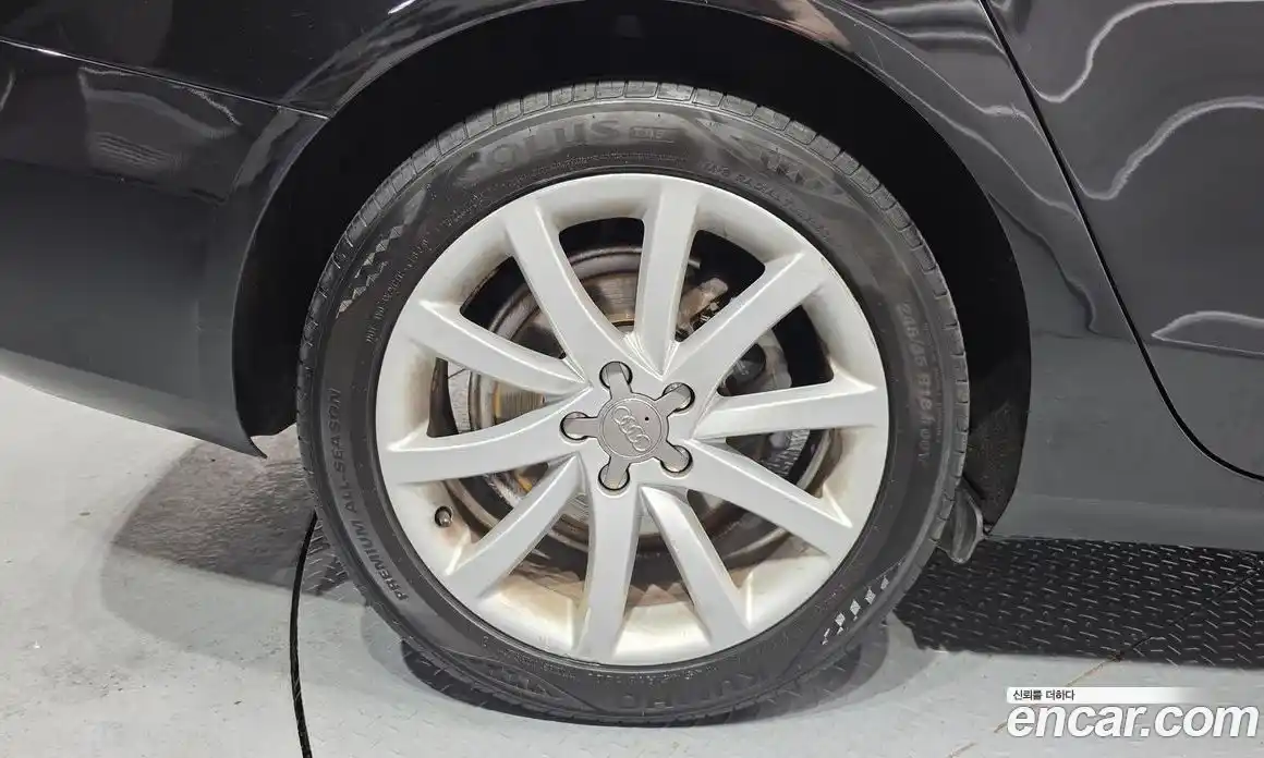 Audi A4 2015 2.0 Автомат в Москве № 163886, фото 4