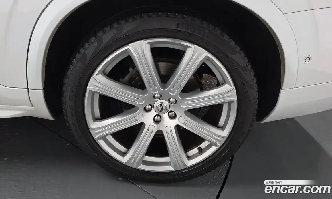 Volvo XC90 2017 2.0 Автомат в Москве № 164599, фото 12