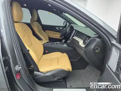 Volvo XC60 2019 2.0 Автомат в Москве № 164826, миниатюра 12