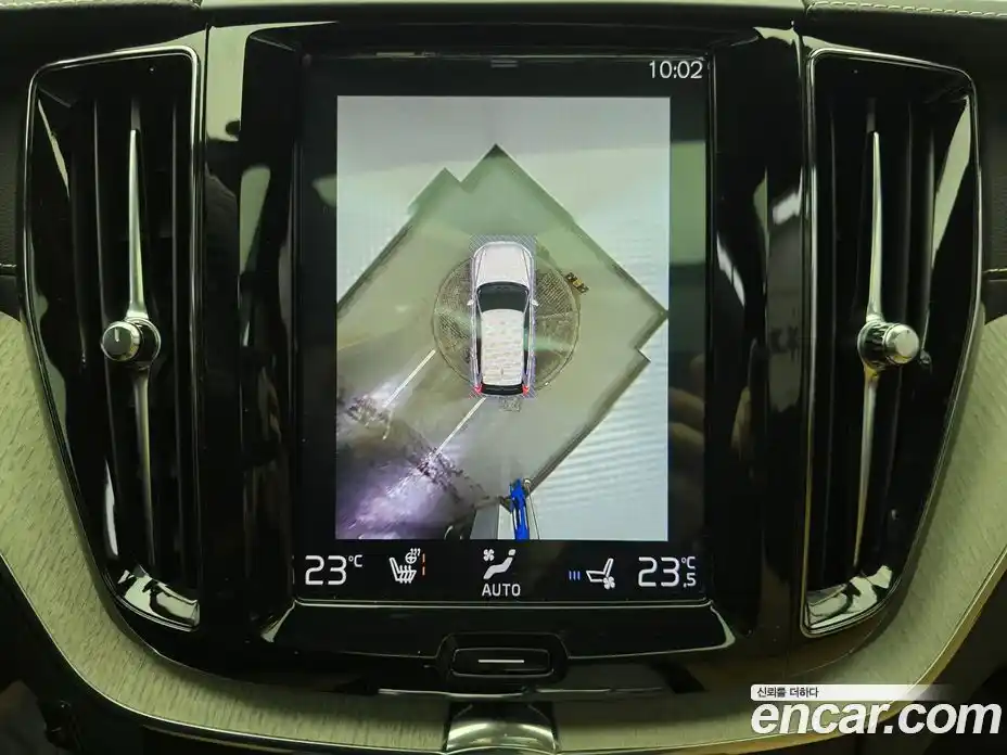 Volvo XC60 2019 2.0 Автомат в Москве № 164826, фото 17