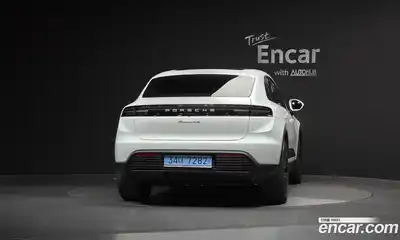 Porsche Macan 2025 0.2 Автомат в Москве № 164894, миниатюра 12