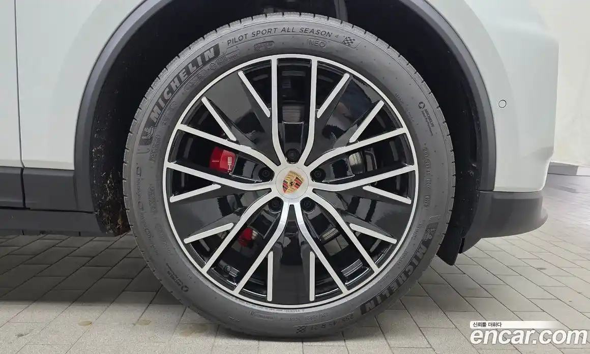 Porsche Macan 2025 0.2 Автомат в Москве № 164894, фото 7