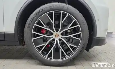 Porsche Macan 2025 0.2 Автомат в Москве № 164894, миниатюра 7