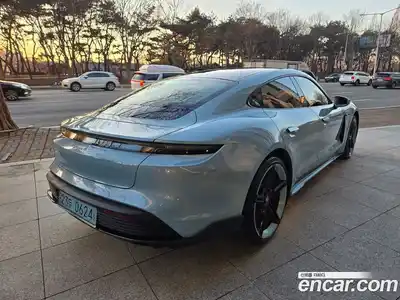 Porsche Taycan 2021 0.1 Автомат в Москве № 165384, миниатюра 2