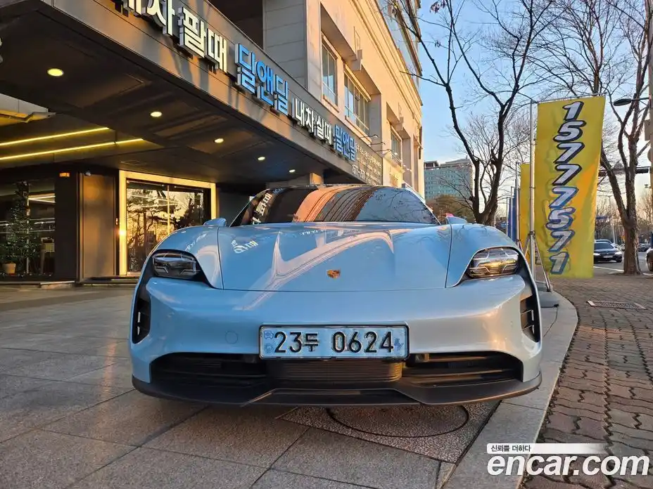 Porsche Taycan 2021 0.1 Автомат в Москве № 165384, фото 3