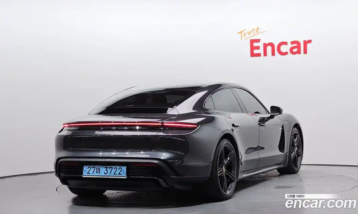 Porsche Taycan 2021 0.1 Автомат в Москве № 165436, фото 13