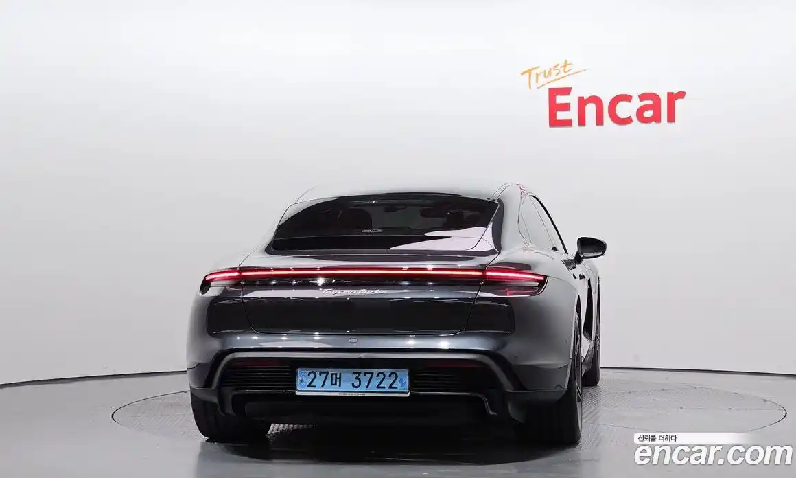 Porsche Taycan 2021 0.1 Автомат в Москве № 165436, фото 16