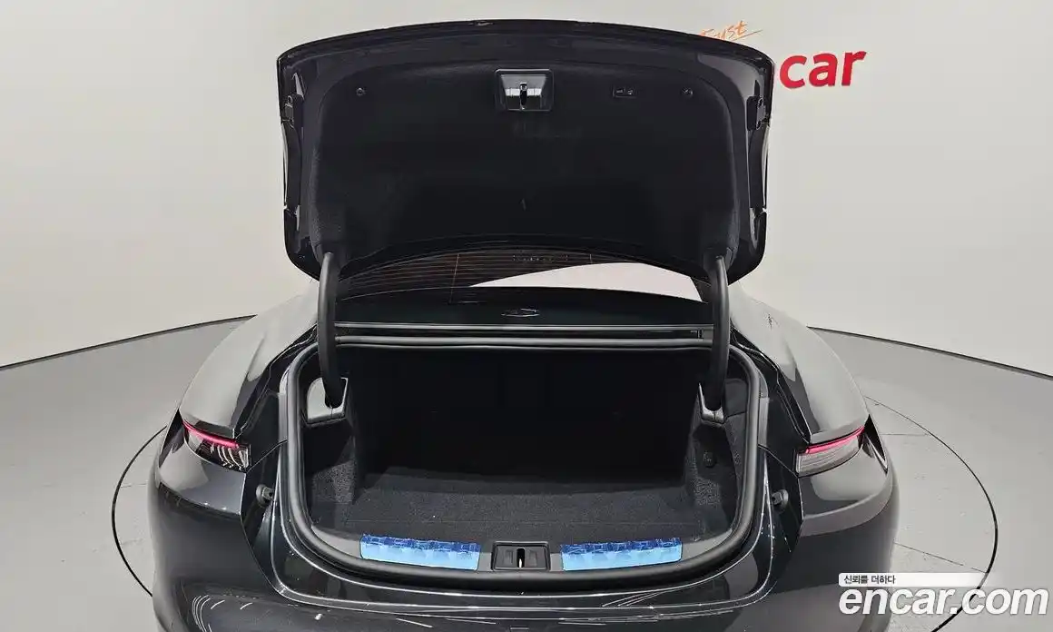 Porsche Taycan 2021 0.1 Автомат в Москве № 165436, фото 19