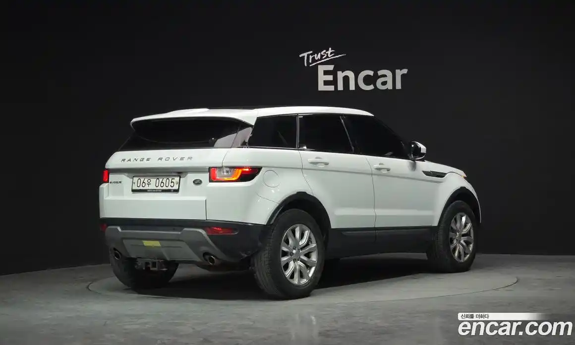 Land Rover Range-Rover Evoque 2016 2.0 Автомат в Москве № 166303, фото 17