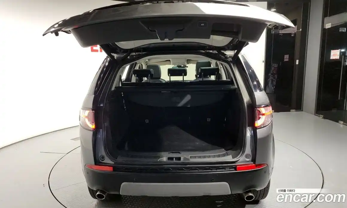 Land Rover Discovery Sport 2019 2.0 Автомат в Москве № 166376, фото 20