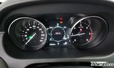 Land Rover Discovery Sport 2019 2.0 Автомат в Москве № 166376, миниатюра 4