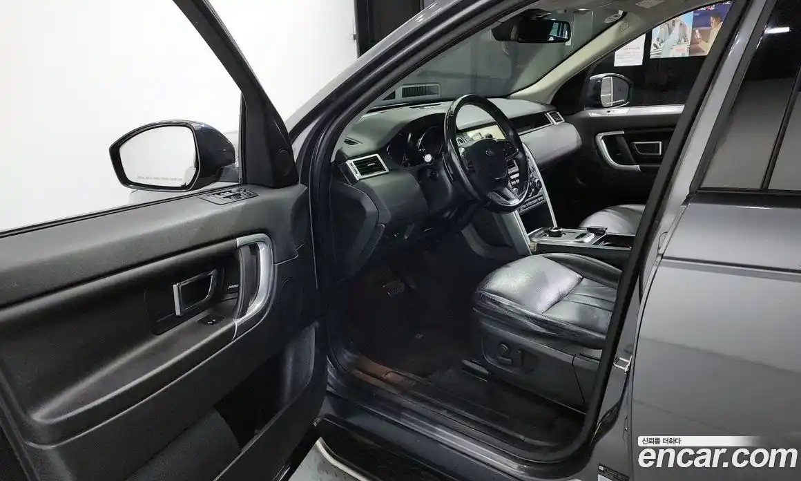 Land Rover Discovery Sport 2019 2.0 Автомат в Москве № 166376, фото 8