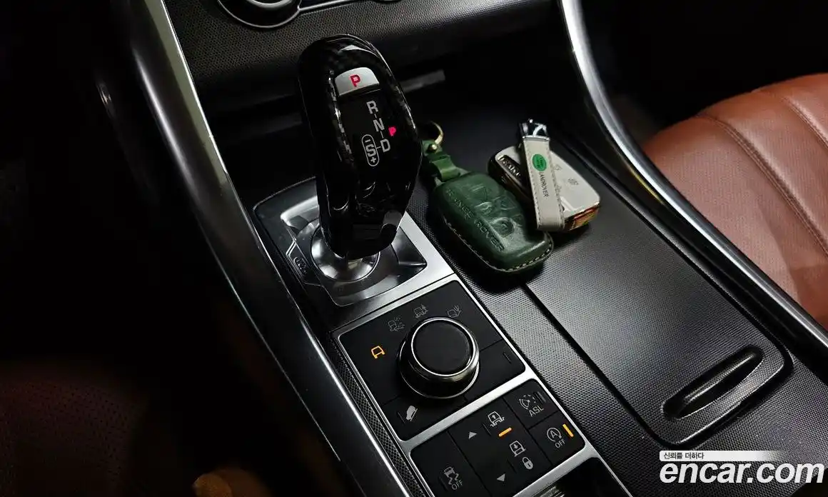 Land Rover Range-Rover Sport 2016 3.0 Автомат в Москве № 166628, фото 9