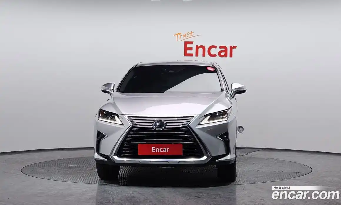 Lexus RX 2018 3.5 Автомат в Москве № 168234, фото 10