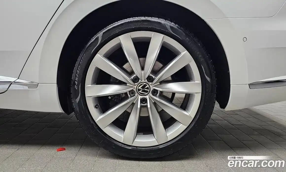 Volkswagen Arteon 2023 2.0 Автомат в Москве № 168888, фото 19