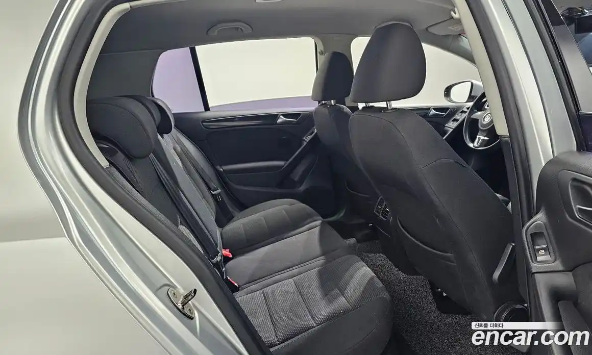 Volkswagen Golf 2013 1.6 Автомат в Москве № 169109, фото 12