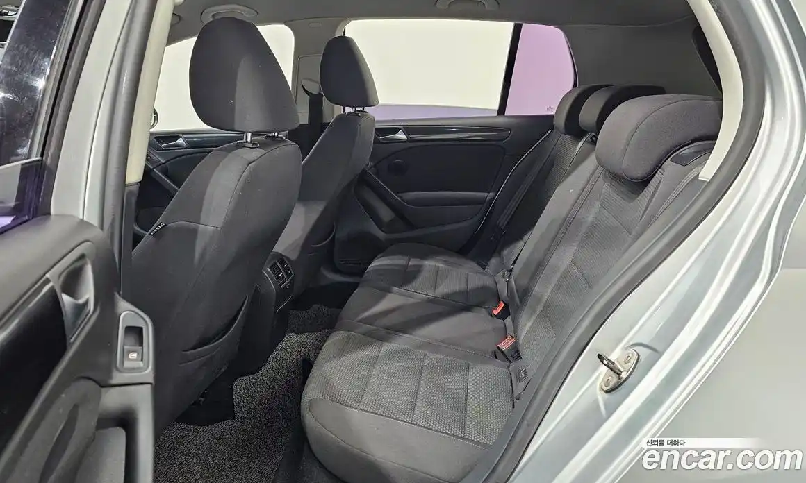 Volkswagen Golf 2013 1.6 Автомат в Москве № 169109, фото 15