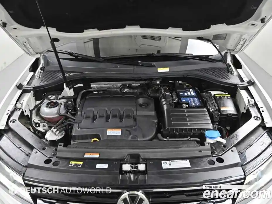 Volkswagen Tiguan 2020 2.0 Автомат в Москве № 169226, фото 6