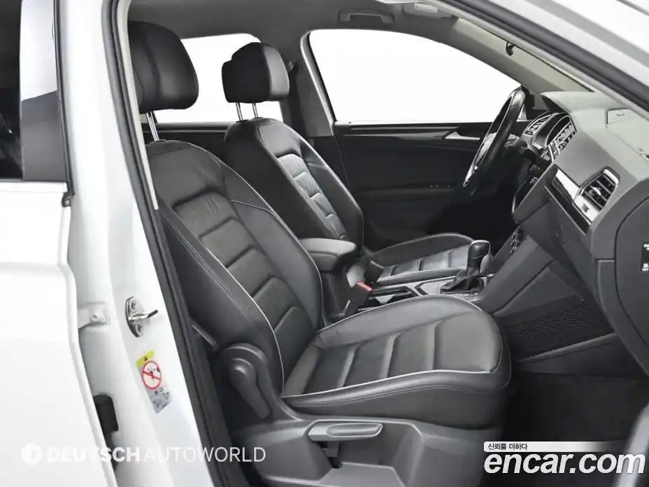Volkswagen Tiguan 2020 2.0 Автомат в Москве № 169226, фото 9